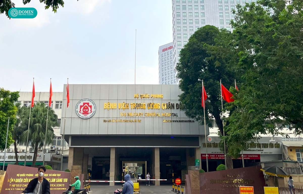 Khoa Răng – Bệnh viện Trung ương Quân đội 108 có đội ngũ bác sĩ được đào tạo bài bản.